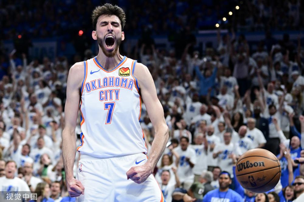 吴艳妮大放 吴艳妮大放