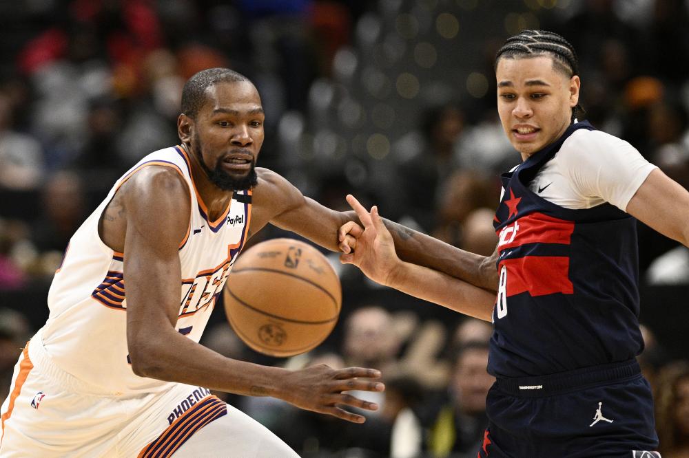 他既能胜任 他既能胜任