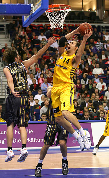 活动的一部 活动的一部