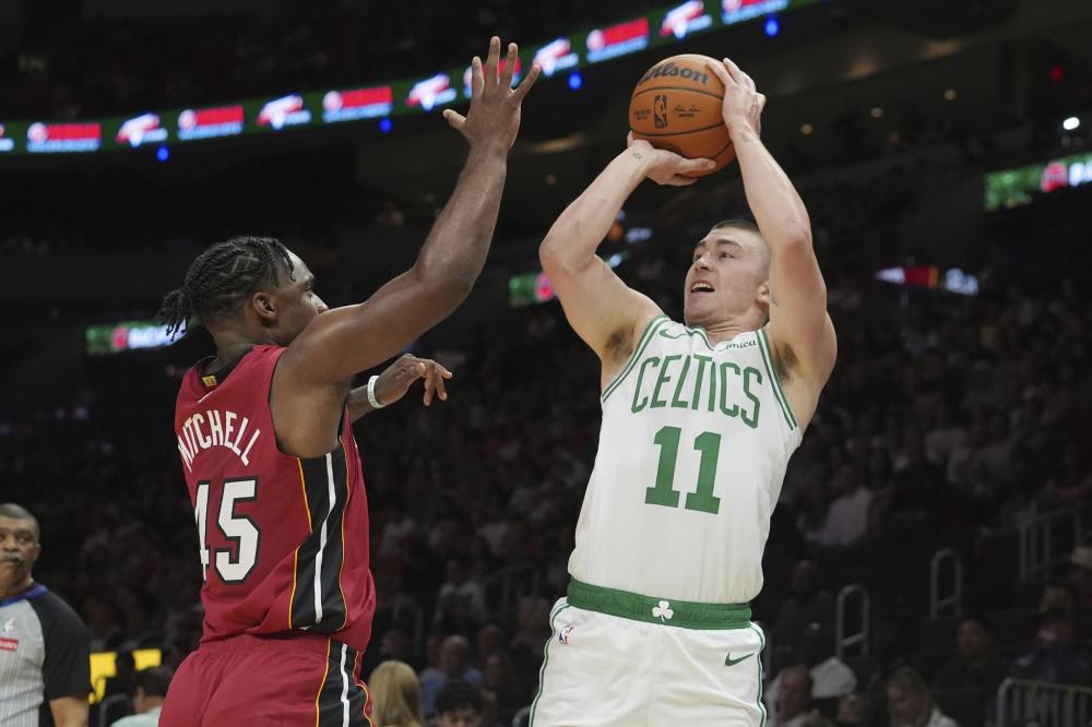 澳大利亚大名单调整：布拉坦、亚兹贝克入替，10日对阵国足